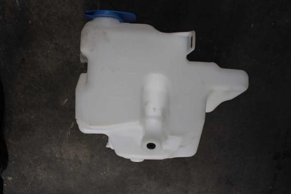 RESERVOIR LAVE GLACE VW BORA / GOLF 4 5.5L  - Vue 2